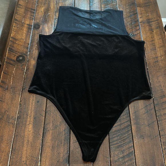 Good American Bodysuit - Picture 2 of 12